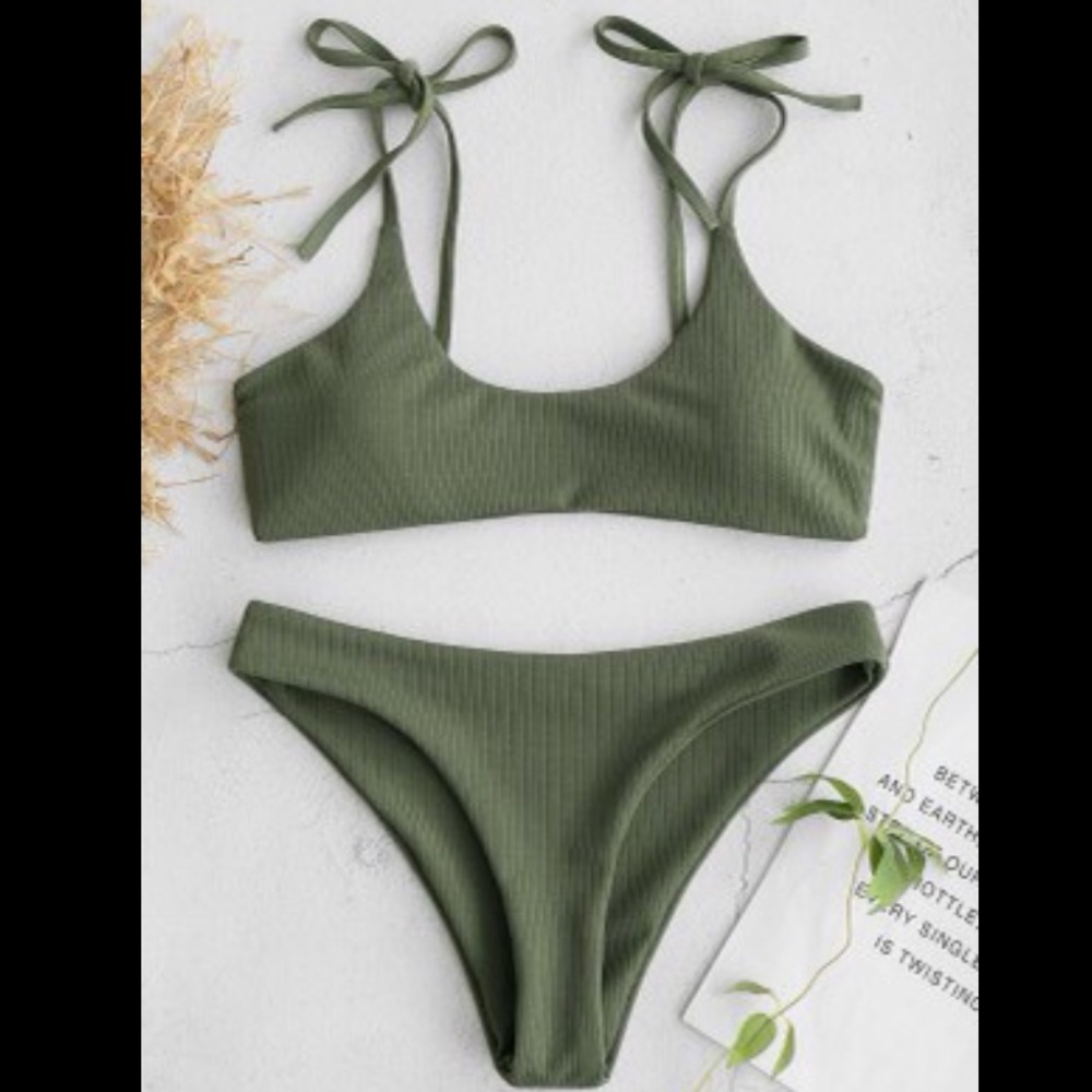 NWT ZAFUL tie shoulder ribbed bikini in olive